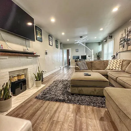 Modern Luxe 3Br 1Ba With Bar 7 Villa