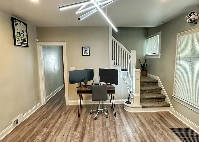 Сasa de vacaciones Modern Luxe 3br 1ba With Bar 7 *