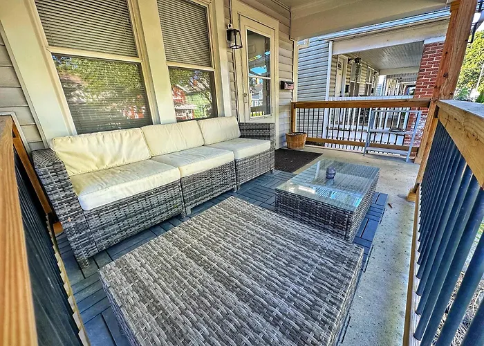 Modern Luxe 3br 1ba With Bar 7 Columbus